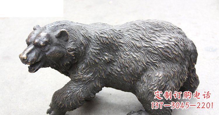 新乡以玻璃钢制作的北极熊雕塑