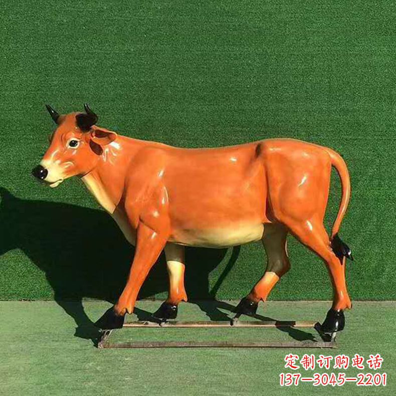 新乡玻璃钢材料制作的动物雕塑