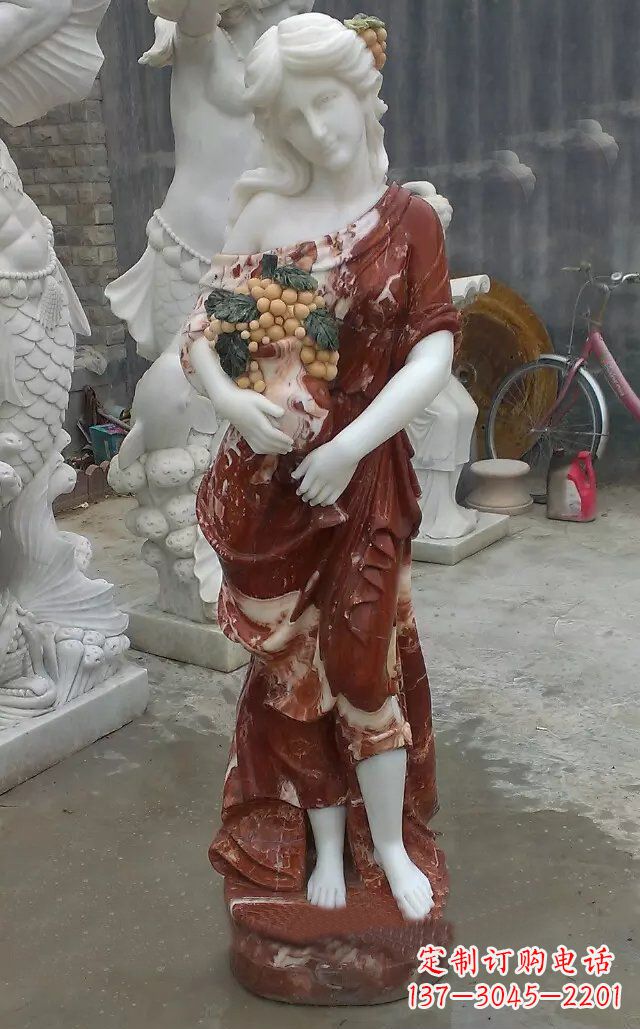 新乡玻璃钢之美——女性雕塑