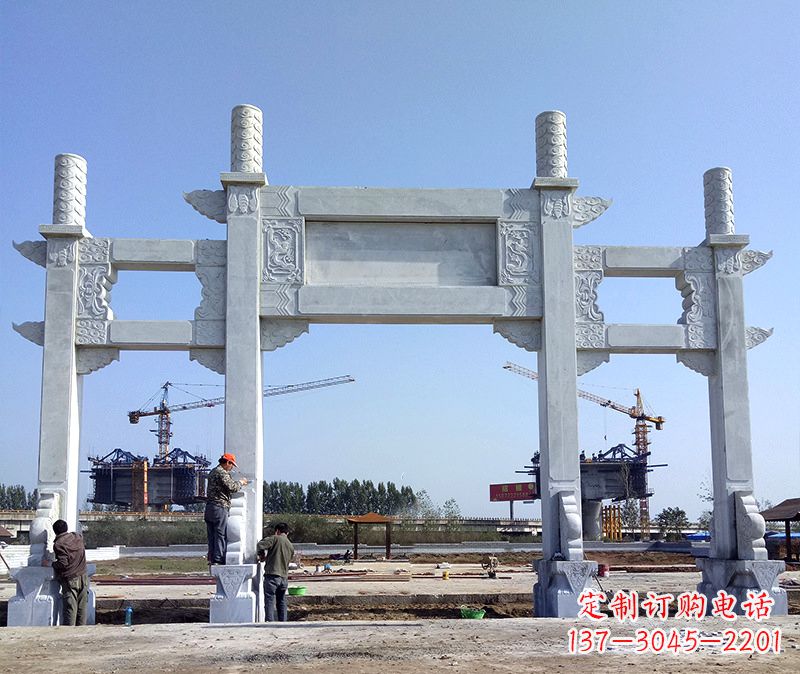 新乡玻璃钢牌坊雕塑美丽的艺术与历史结合