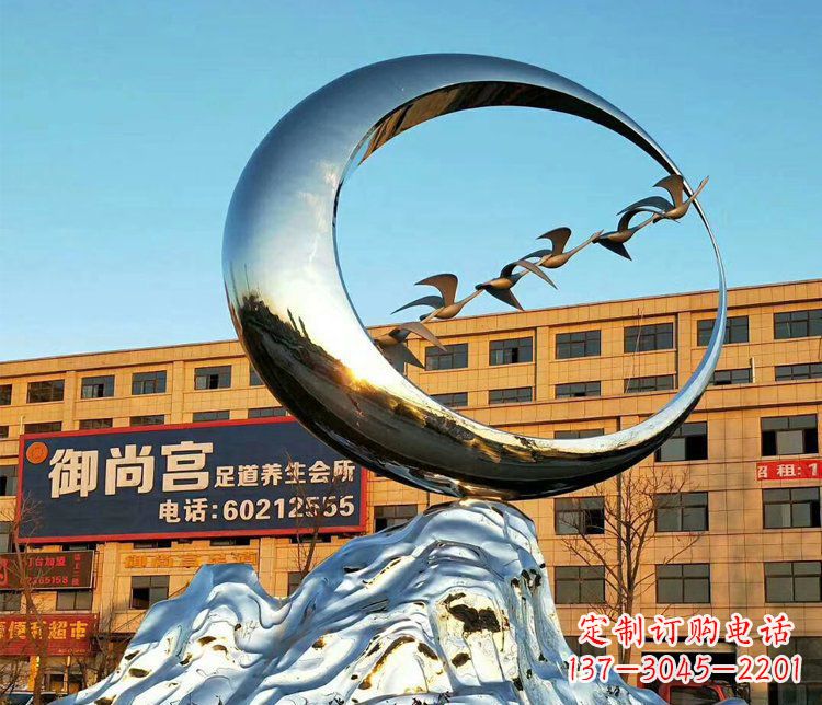 新乡不锈钢大雁雕塑精美的艺术之作