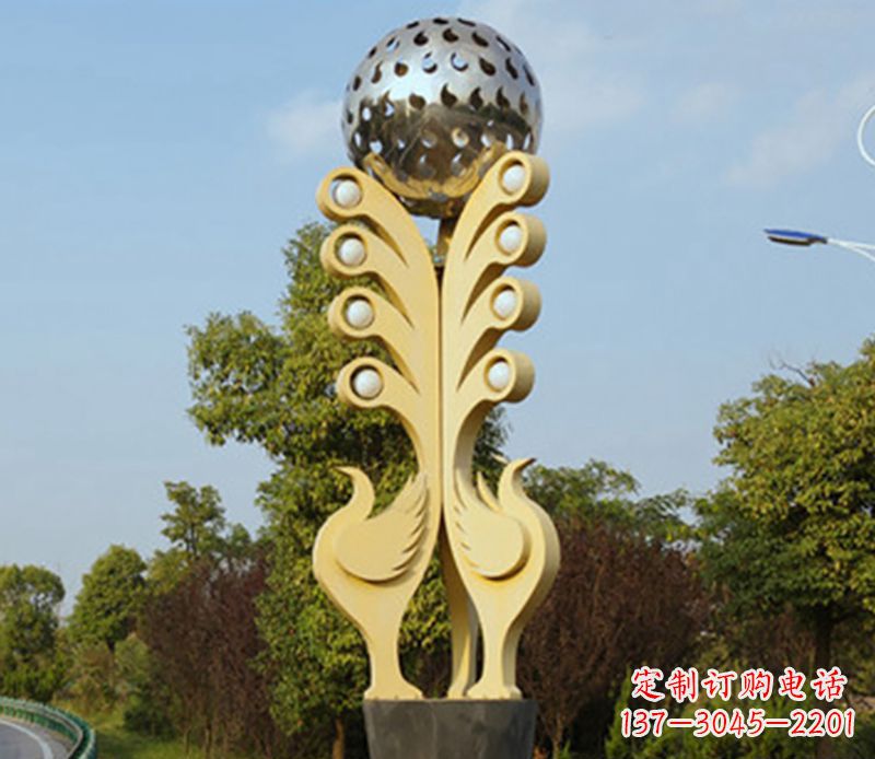 新乡不锈钢公鸡抽象雕塑