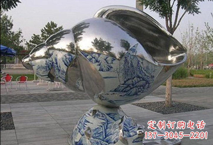 新乡不锈钢公园海螺雕塑