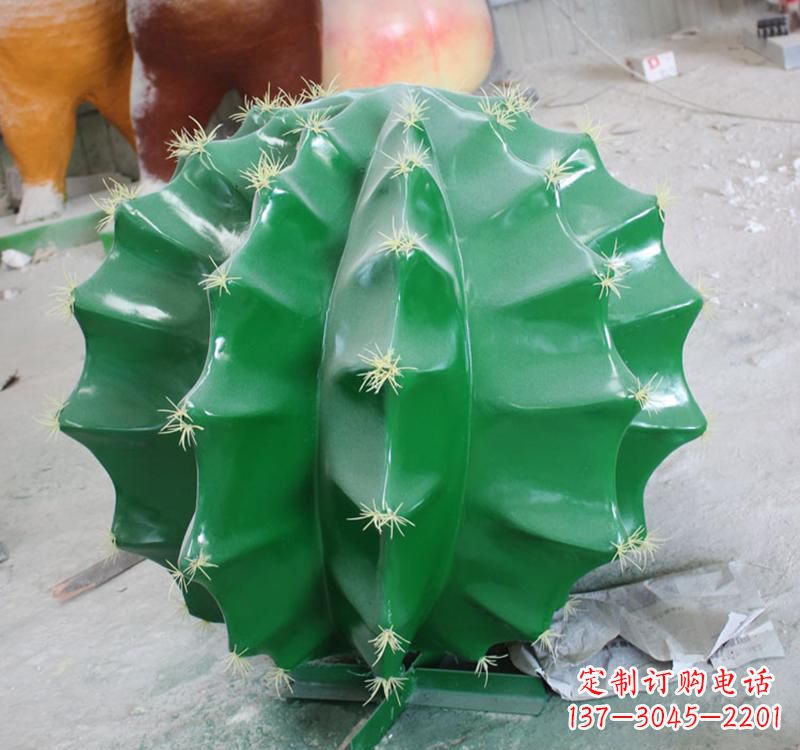 新乡不锈钢仙人掌雕塑给公园景观增添灵动之美