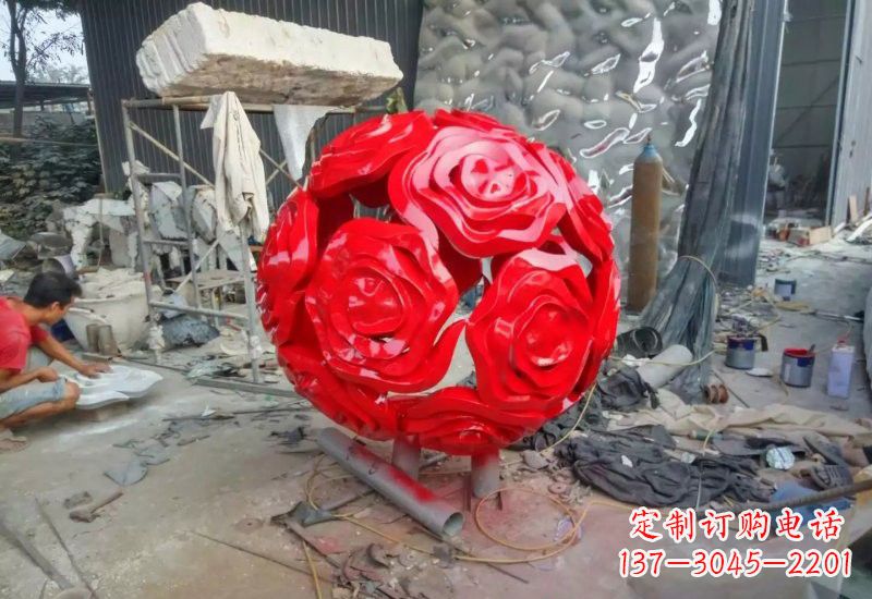 新乡不锈钢玫瑰雕塑让玫瑰之美永存