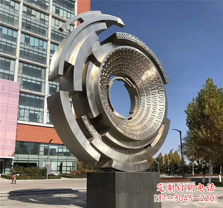 新乡不锈钢齿轮雕塑流动的美丽