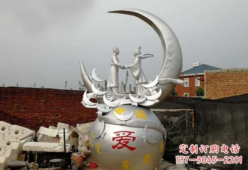 新乡牛郎织女传说的不锈钢雕塑