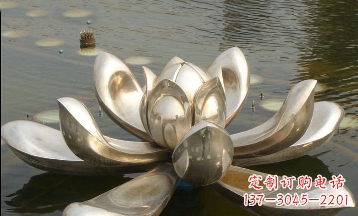新乡不锈钢荷花水中景观雕塑