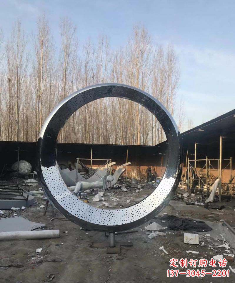 新乡不锈钢镜面抽象圆环雕塑