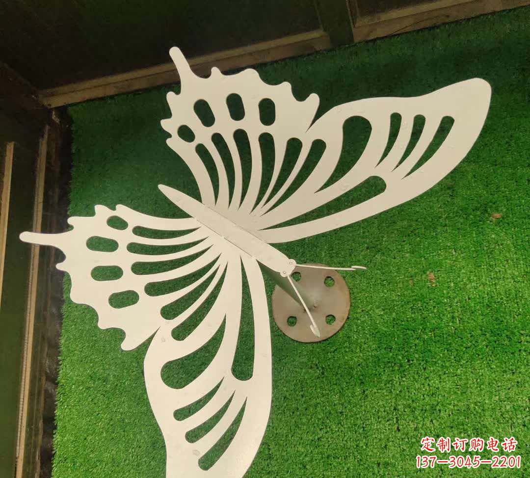 新乡不锈钢镂空艺术蝴蝶雕塑