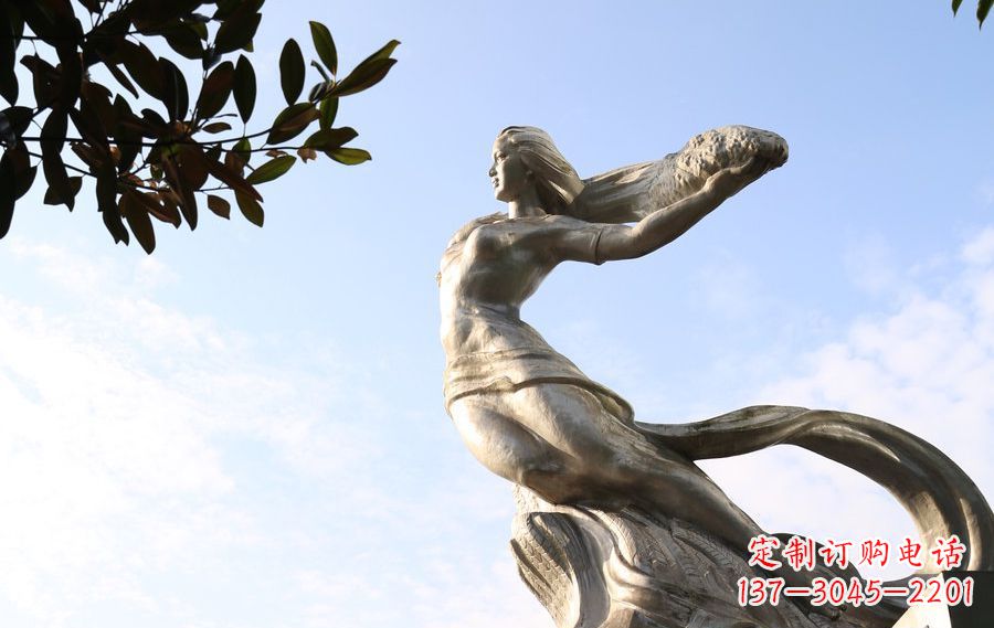 新乡女娲传承中华神话的不锈钢雕塑