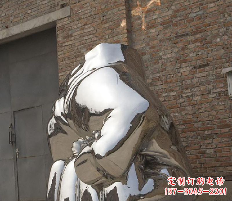 新乡不锈钢拳头雕塑