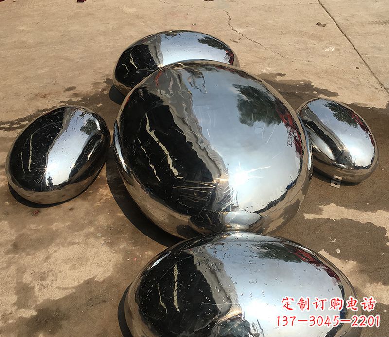 新乡精致灵动的不锈钢水滴雕塑