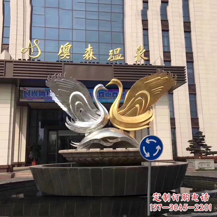 新乡高贵而优雅不锈钢天鹅雕塑