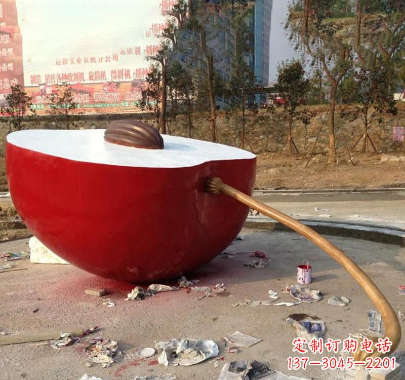 新乡不锈钢苹果雕塑美丽与现代的融合