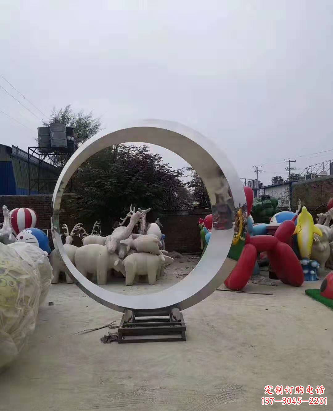 新乡不锈钢圆环雕塑广场景观雕塑户外摆件