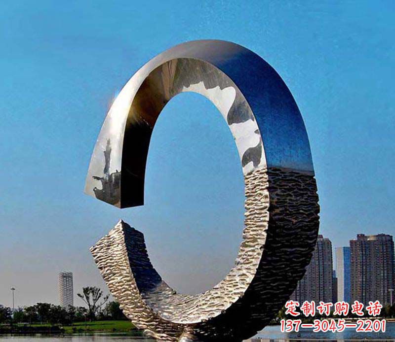 新乡不锈钢圆环公园雕塑1
