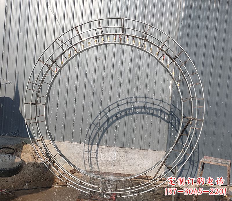 新乡圆环的美——不锈钢景观雕塑