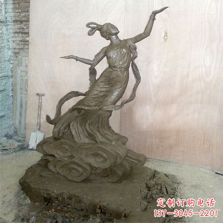 新乡嫦娥雕塑泥稿