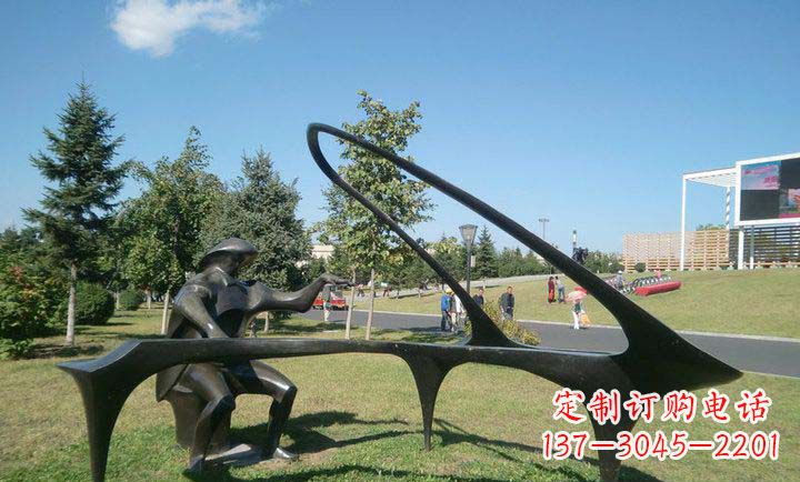新乡抽象人物弹钢琴铜雕