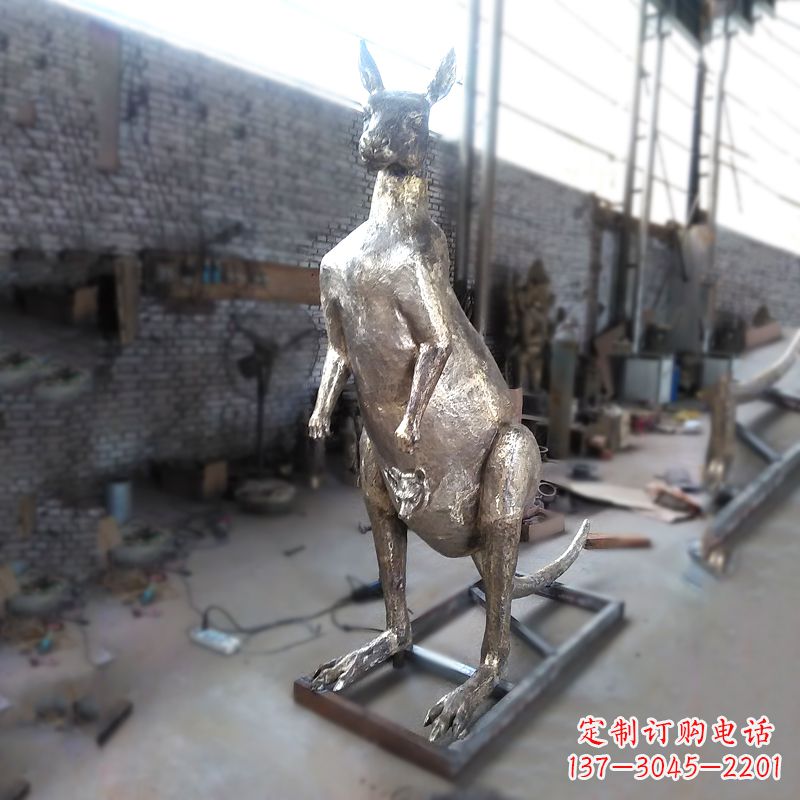 新乡纯铜铸造袋鼠雕塑