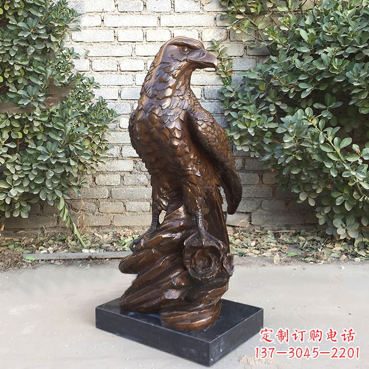 新乡铸造精美的老鹰雕塑