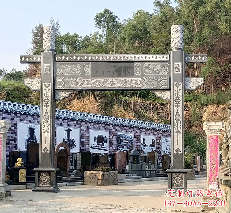 新乡古村牌坊雕塑精湛技艺的经典之作