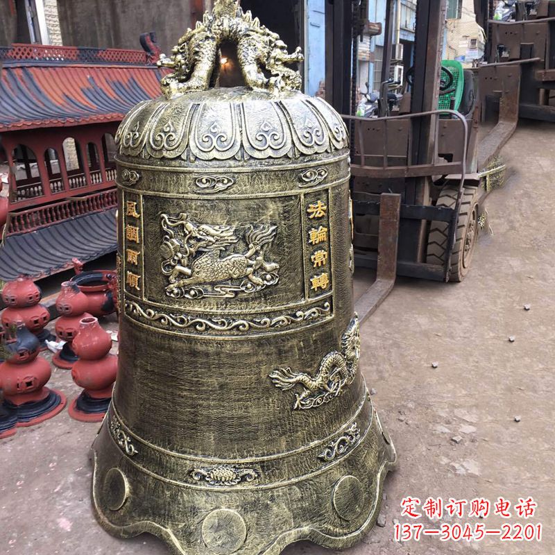 新乡华中领雕塑历久弥新的铜钟雕塑