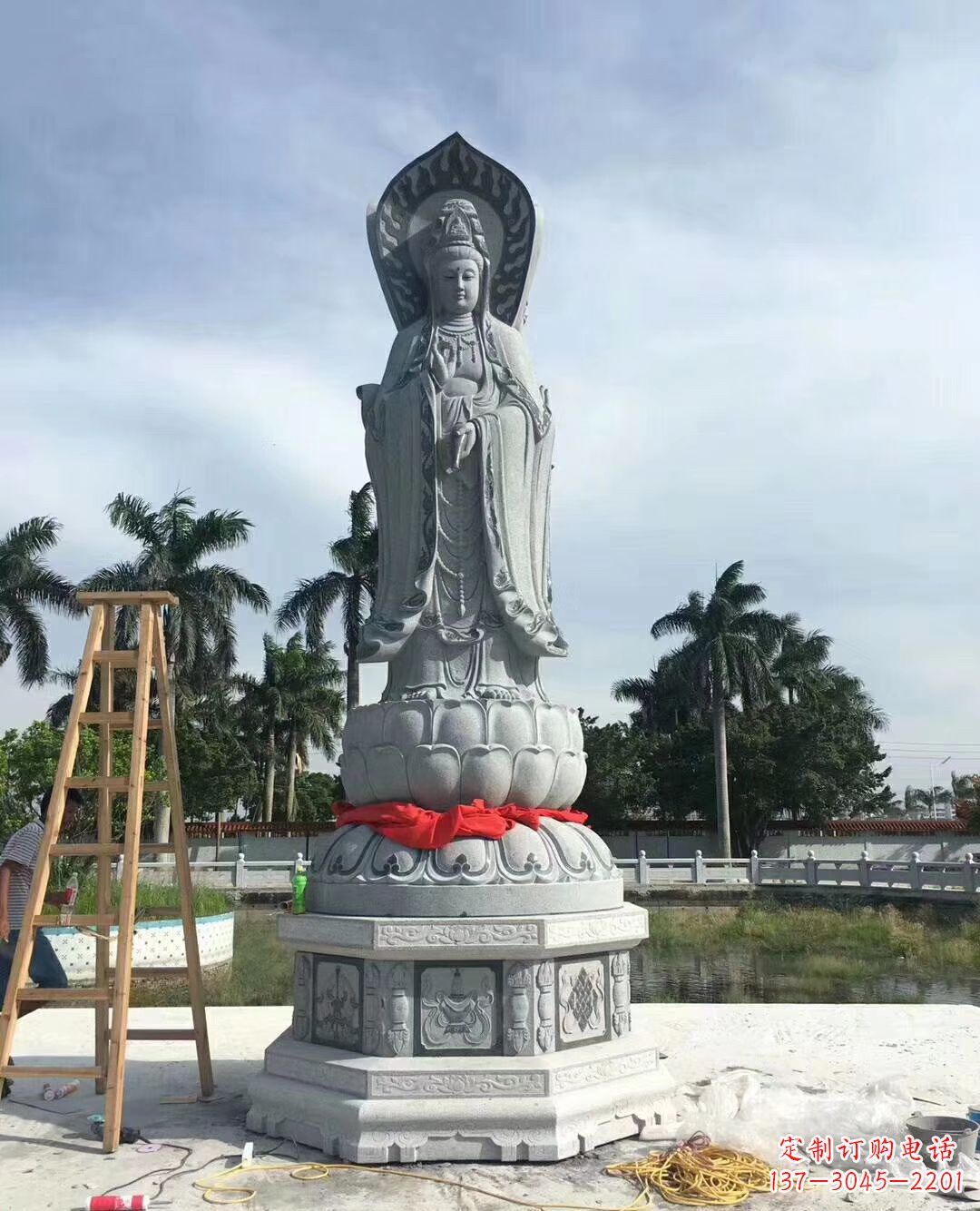 新乡大型石雕观音广场景观雕塑户外摆件
