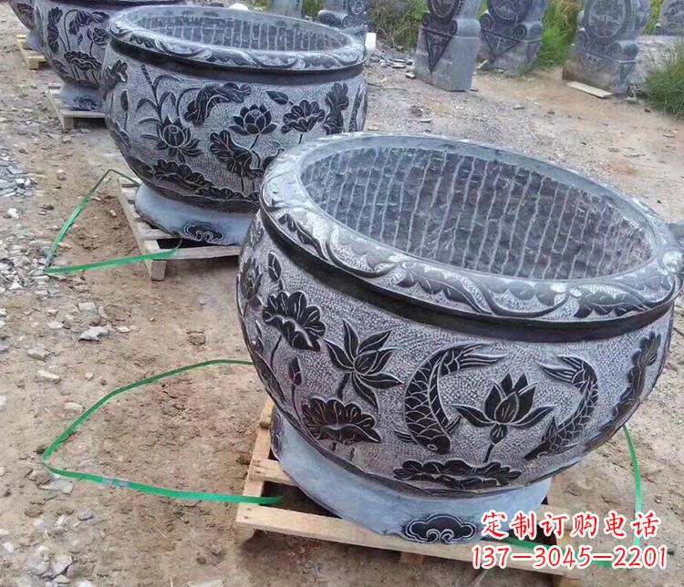 新乡古典水缸雕塑