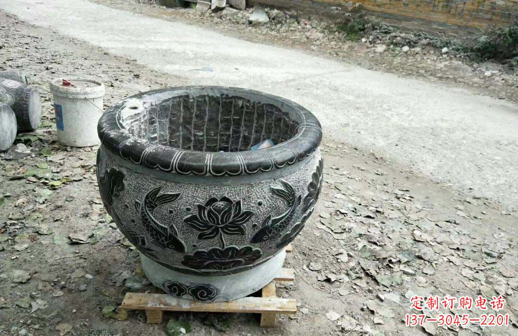 新乡高雅的仿古圆形水缸石雕