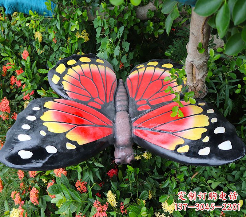 新乡仿真蝴蝶摆草地动物雕塑摆件