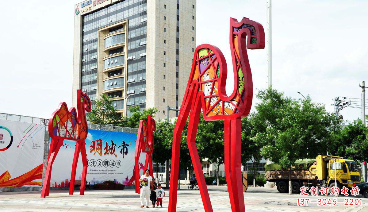 新乡欣赏经典之美,拥有完美的高端骆驼雕塑