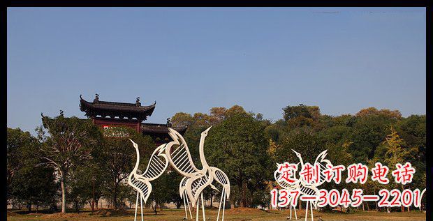 新乡中领雕塑的精美不锈钢仙鹤雕塑