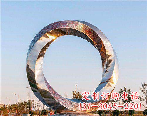 新乡精美的不锈钢圆环景观雕塑