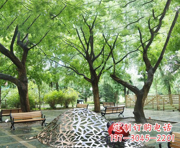 新乡悠久活力-不锈钢瓢虫雕塑