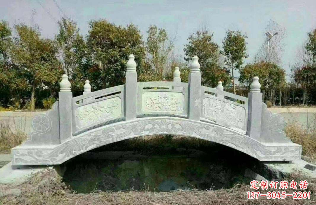 新乡 传承古朴,抒发艺术,精致石桥雕塑