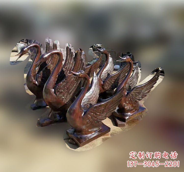 新乡公园铜雕天鹅