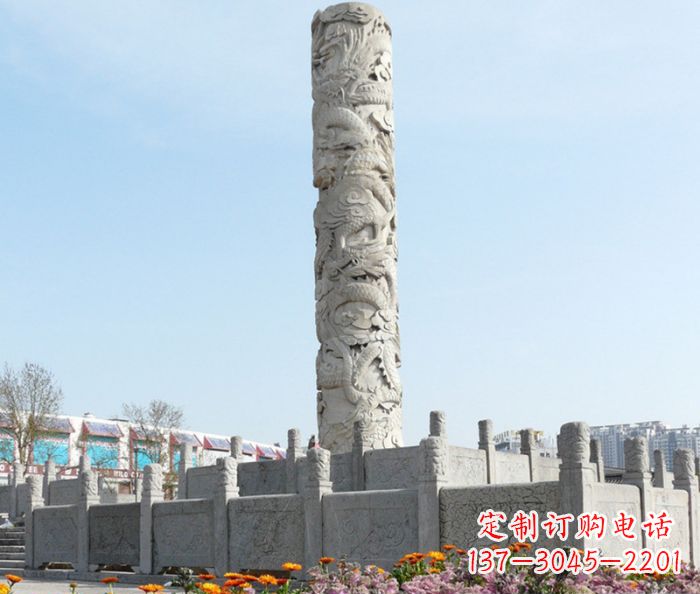 新乡广场景观大理石龙柱石雕,展现神秘传统风采