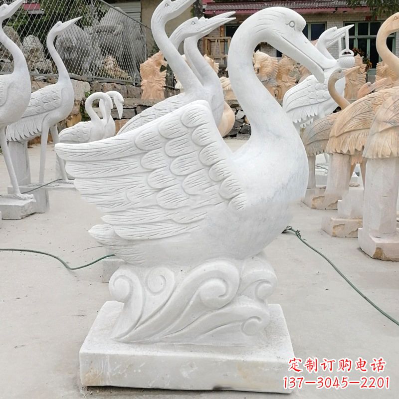 新乡中领雕塑:精美的吐水天鹅雕塑