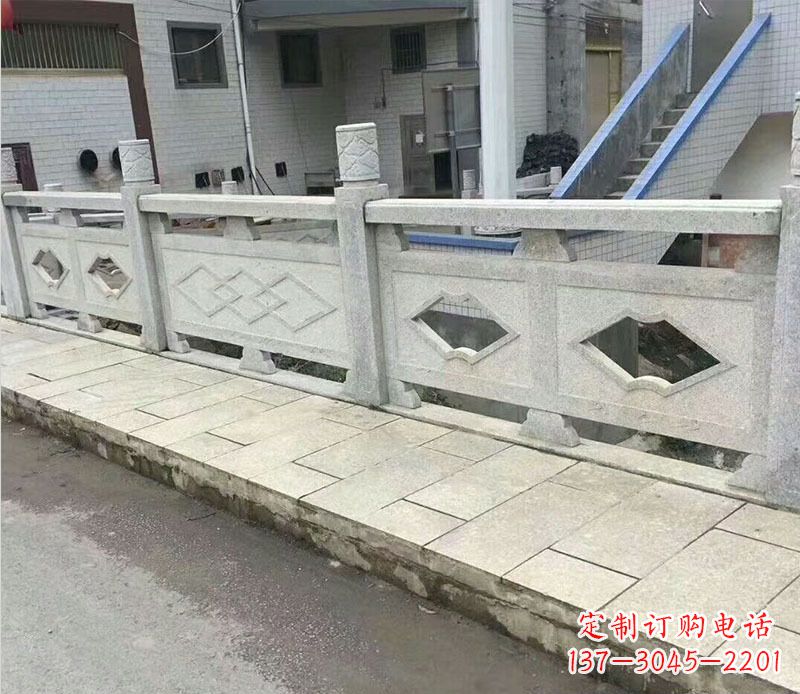 新乡中领雕塑:让您的栏板石雕更加出彩