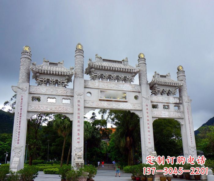 新乡中领雕塑是一家专业的雕塑定制厂家,拥有多…