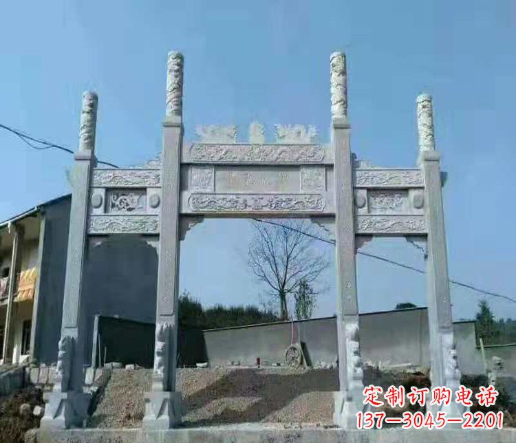 新乡三门仿古牌坊石雕,精致雕刻典雅之美
