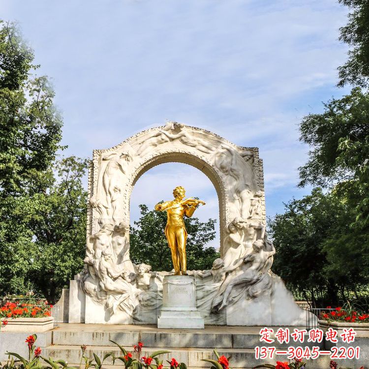 新乡世界名人古典主义作曲家莫扎特公园铜雕像