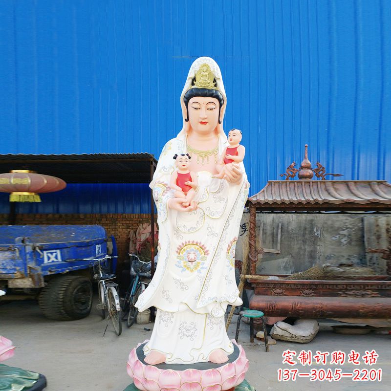 新乡送子观音彩绘玻璃钢雕塑