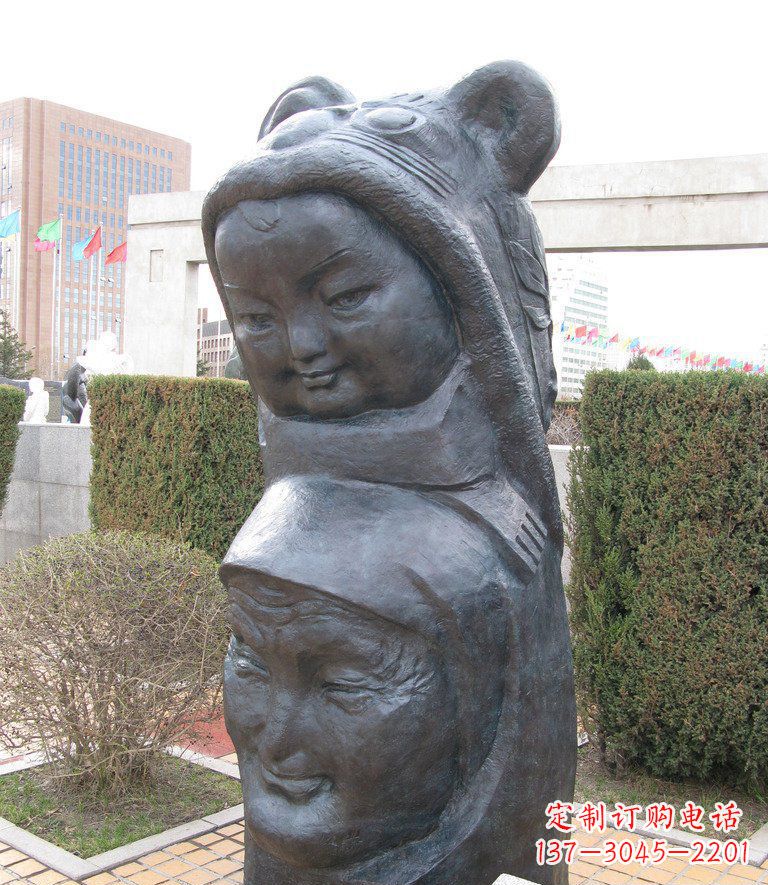 新乡孙奶亲情人物头像铜雕
