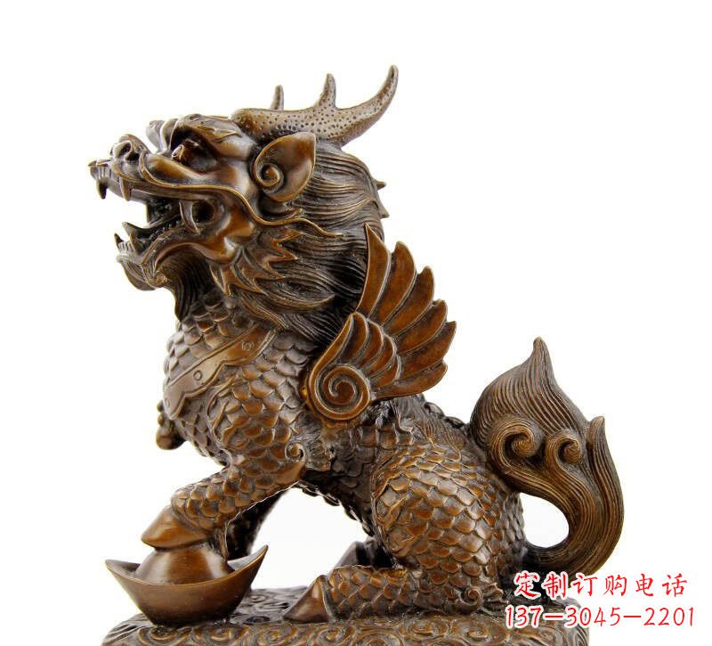 新乡铜雕踩元宝麒麟