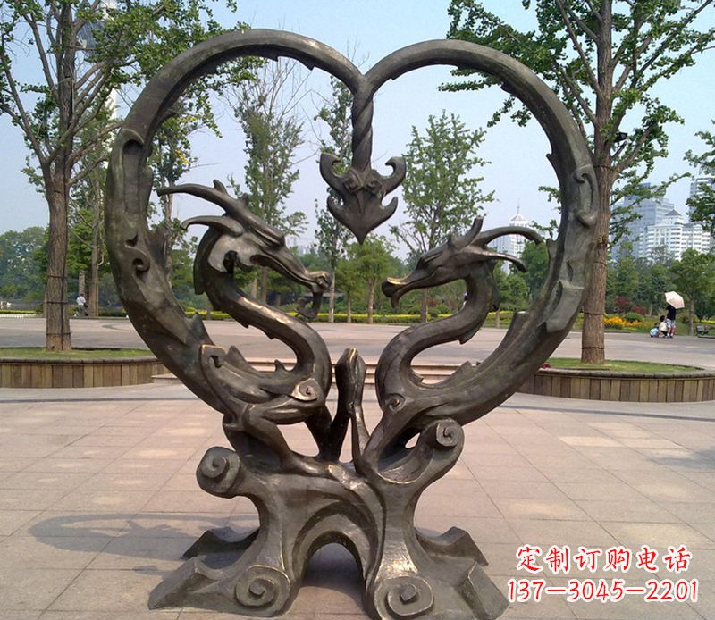 新乡铜雕双龙戏珠