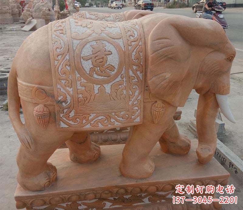 新乡晚霞红如意动物大象