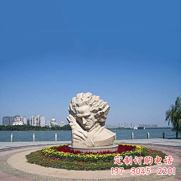 新乡维也纳古典乐派代表人物世界知名音乐家贝多芬石雕景区景观雕像